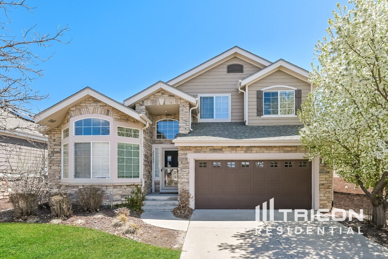 Foto principal - 22602 E Rowland Dr