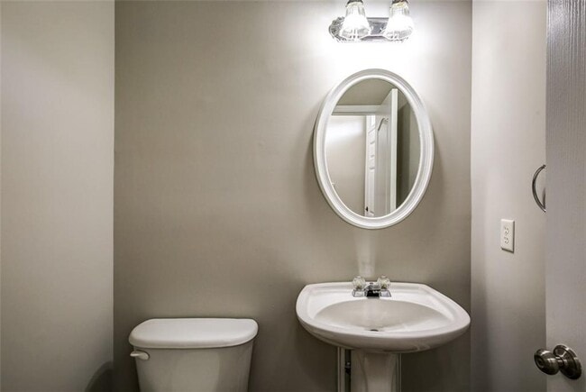 Building Photo - 7 Chief Matthews Rd