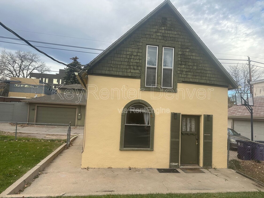 Primary Photo - 2033 S Clayton St