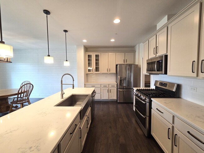 Building Photo - 1452 Palmer Ct