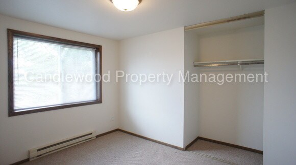 Building Photo - 2850 Plover Springs Dr