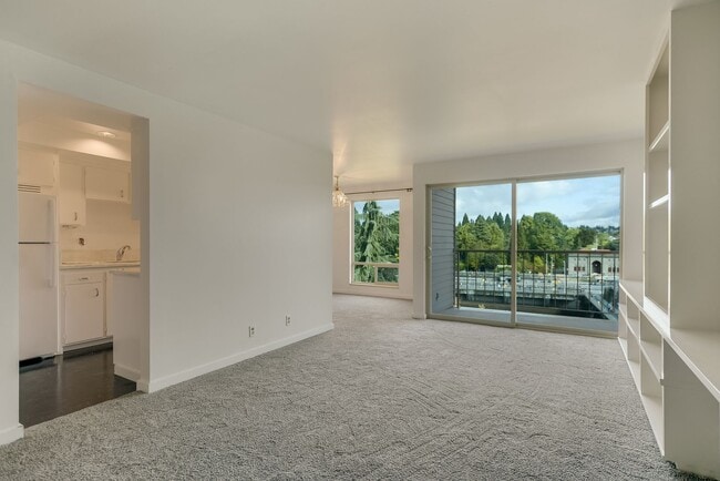 Foto del edificio - Live Above the Ballard Locks – Iconic View...