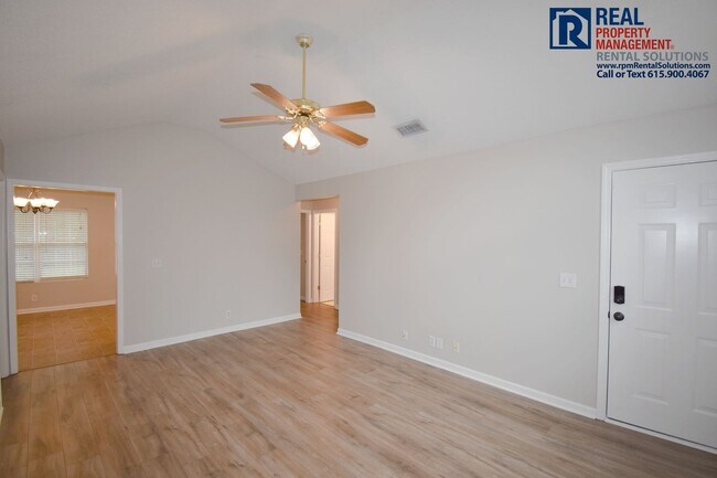 Foto del edificio - Adorable 3BD 2BA in north Murfreesboro w/ ...