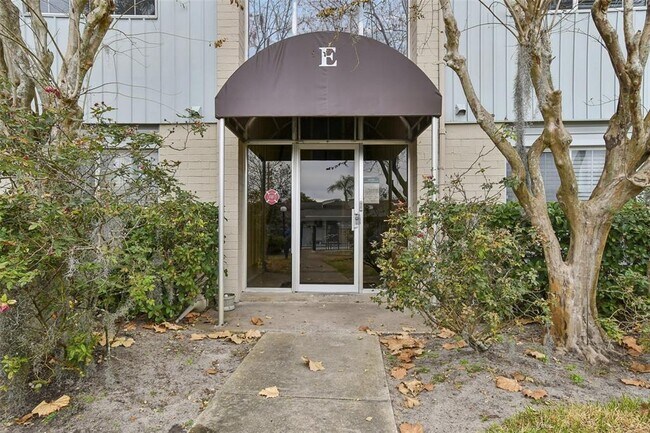Building Photo - 1695 Lee Rd