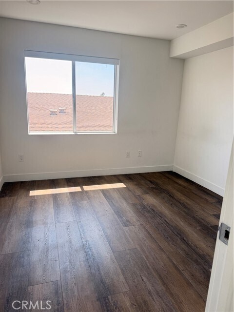 Foto del edificio - 1245 N New Hampshire Ave
