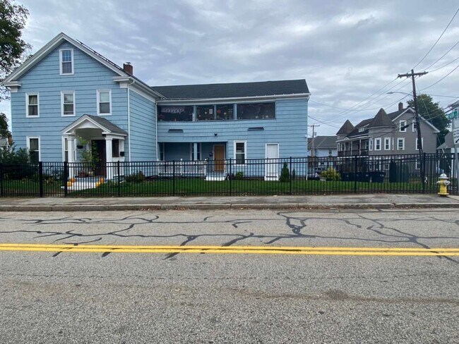 Foto del edificio - 173 School St