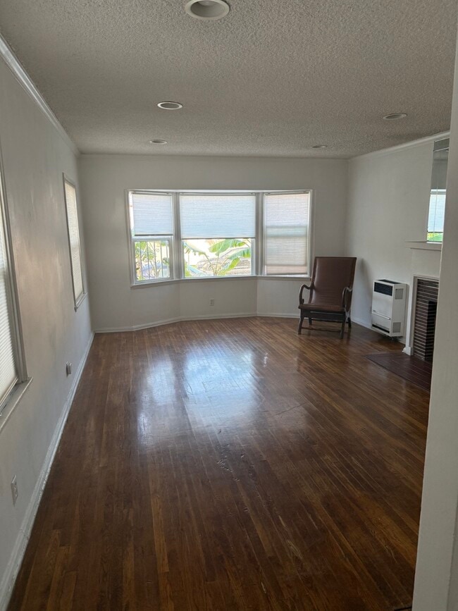 Foto del edificio - 3720 Ruthelen St