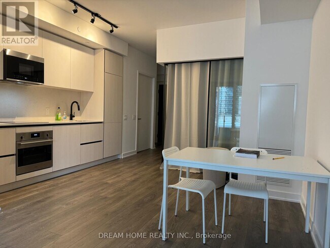 Photo du bâtiment - 108 Peter St