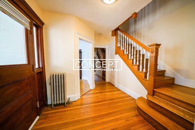 Foto del edificio - 22 Winslow Rd