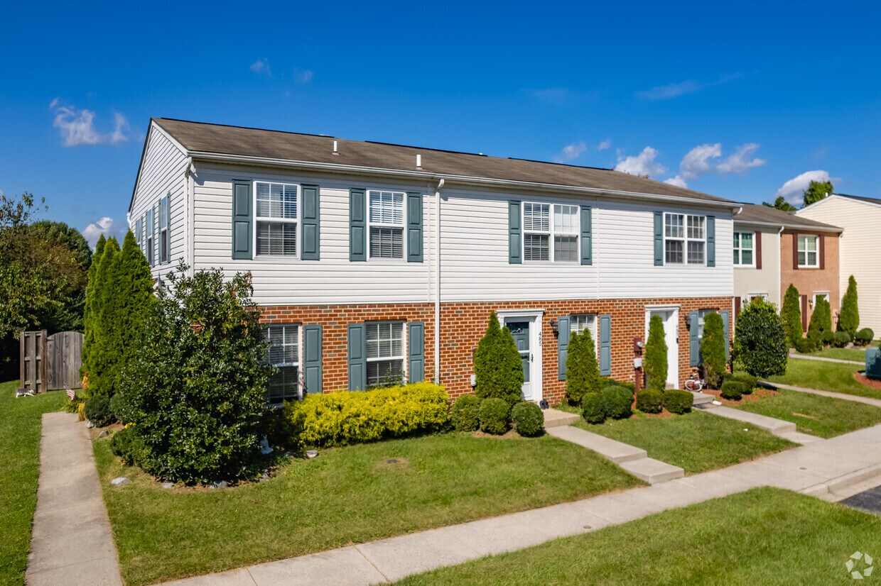 497 Arwell Ct - Alban Place Townhomes
