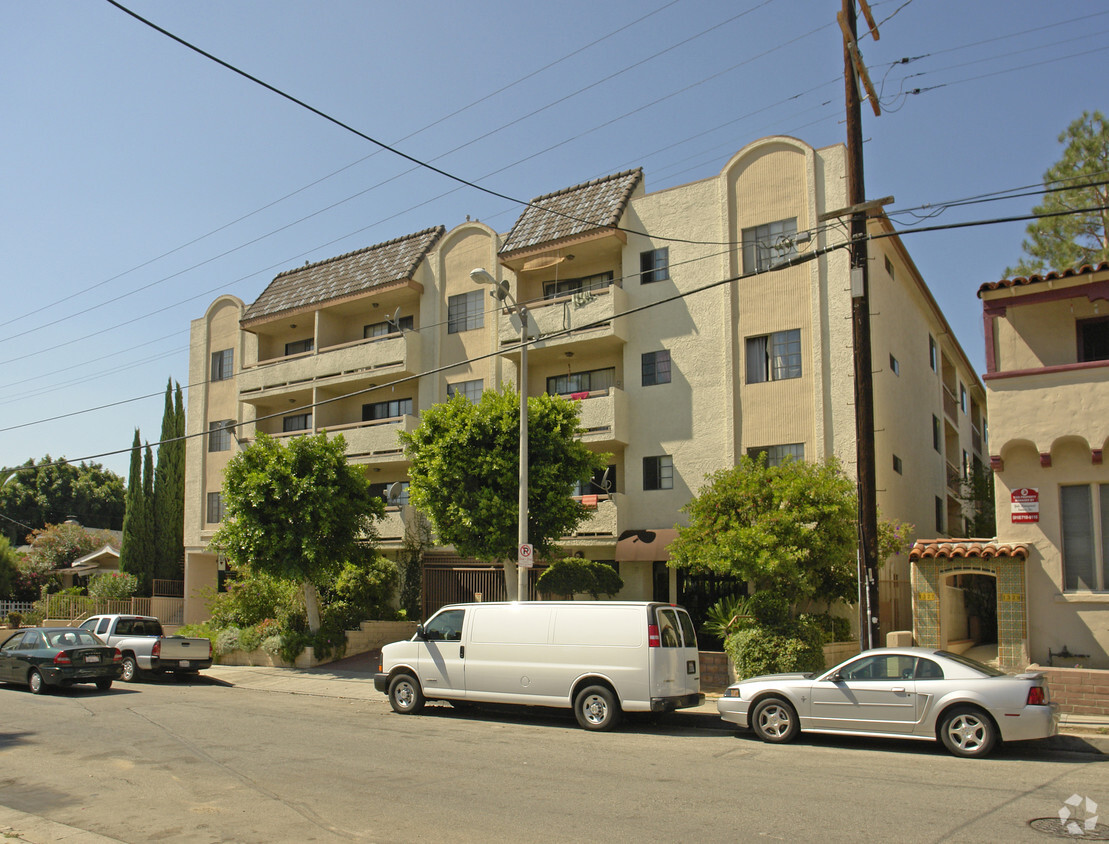 Primary Photo - Vista Apartments