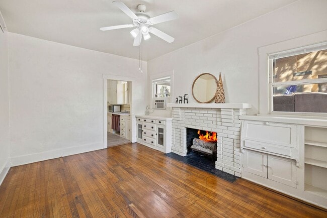 Foto del edificio - Vintage Bungalow Near University of Arizona