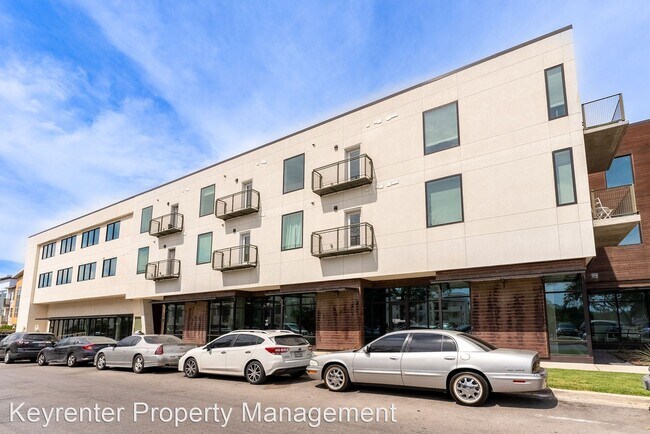 Foto del edificio - Studio, 1 bath House - 1800 E 4th St. #343