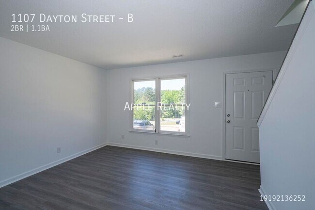 Building Photo - 1107 Dayton St