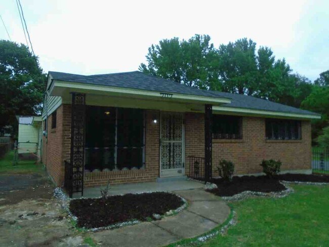 Building Photo - 202 Delta Rd