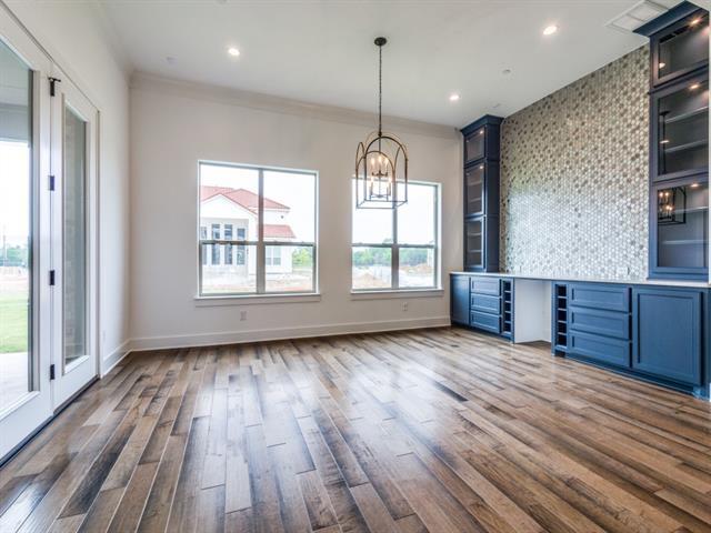 Building Photo - 2220 Highclere Pl