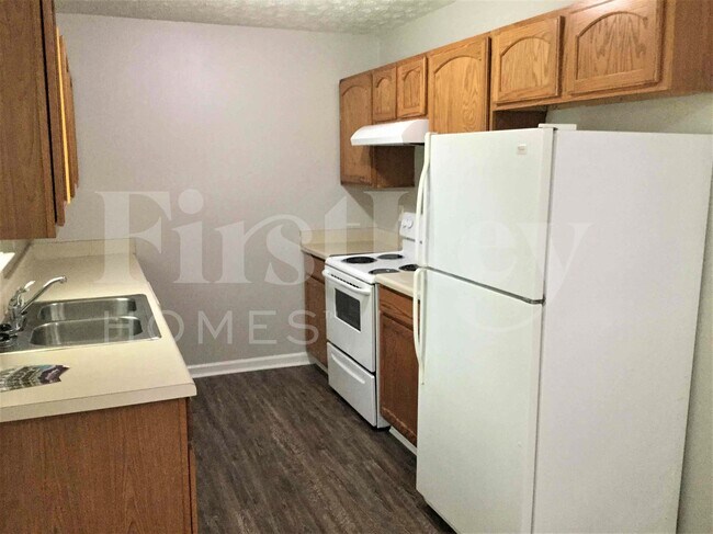 Building Photo - 9161 Thrash St SW