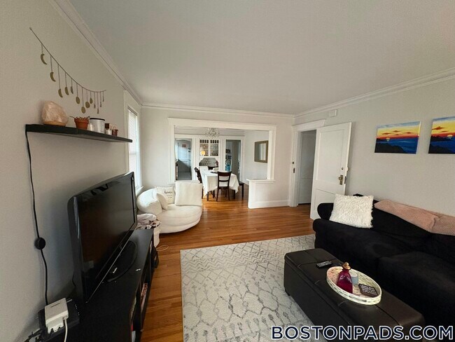 Foto del edificio - 88 Colborne Rd