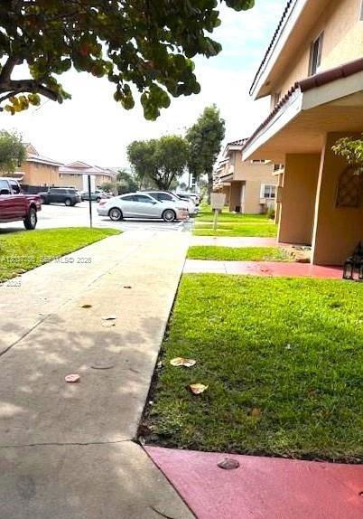 Foto del edificio - 680 NW 82nd Pl
