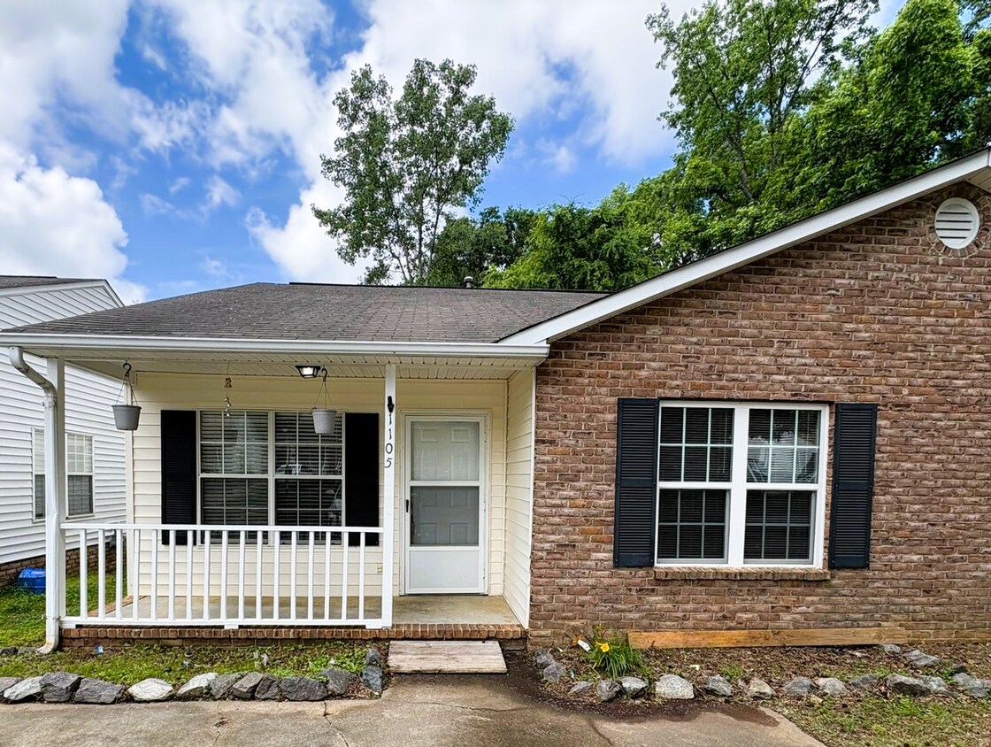 Foto principal - 2 Bed 2 Bath Condo Near Cherry Park