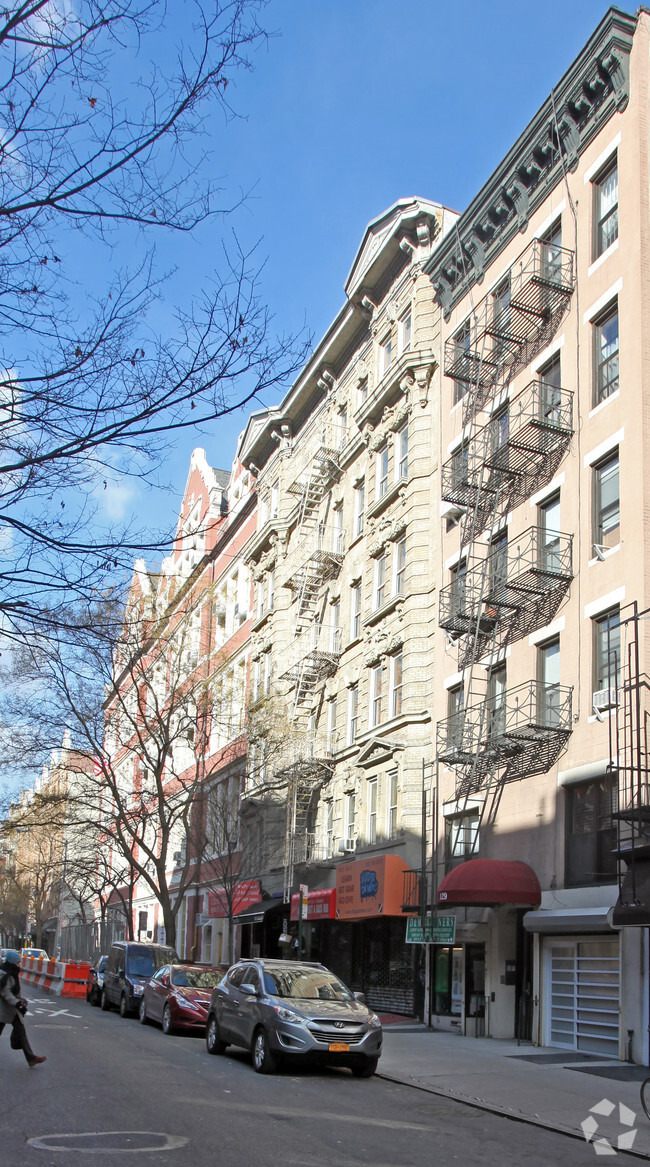 Primary Photo - 125 E 4th St