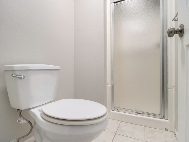 Building Photo - 3599 Woodbriar Cir