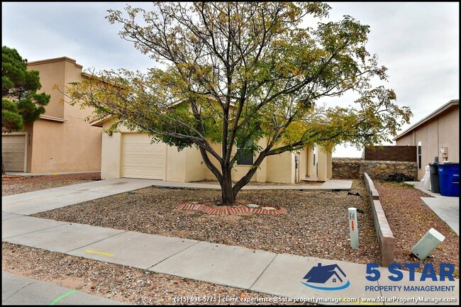 Foto del edificio - 14164 Robert Ituarte Dr