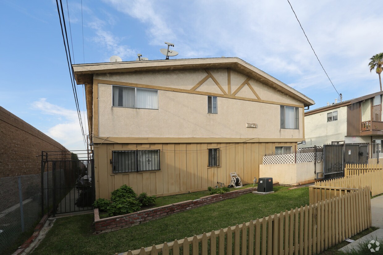 11179 Charnock Rd. - 11179 Charnock Rd