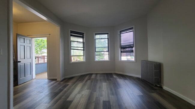 Building Photo - 89 Wegman Pky