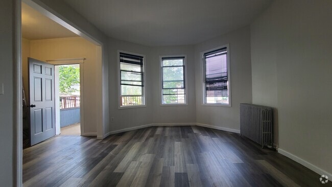 Building Photo - 89 Wegman Pky