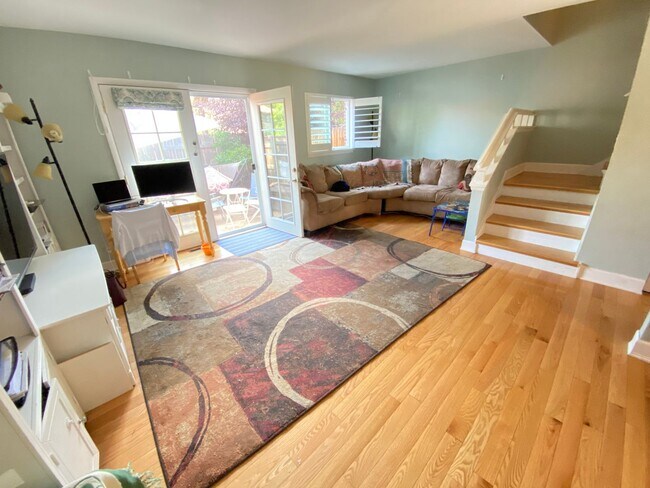 Foto del edificio - Bright & Lovely 3bd/2ba Townhouse in Mountain Shadows! AVAILABLE 4/1