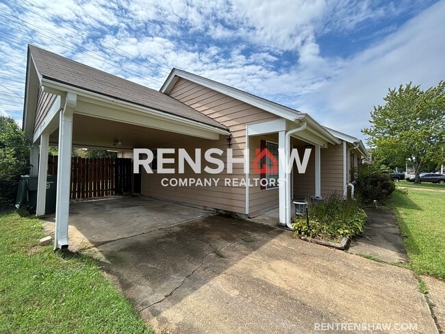 Building Photo - Classic 3/2 Home Now Available For Rent!