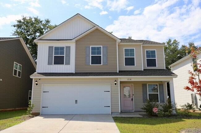 Building Photo - 1718 Canopy Dr
