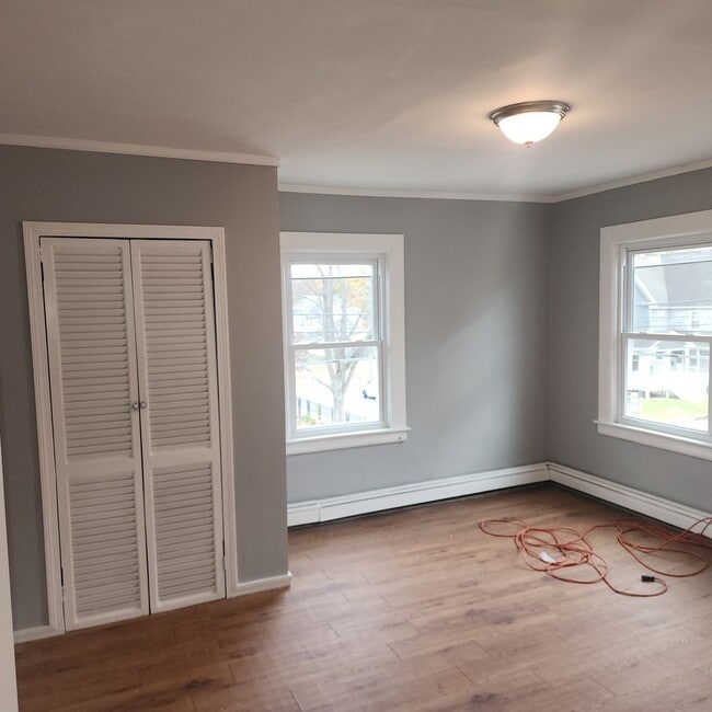 Building Photo - 73 Pearl St