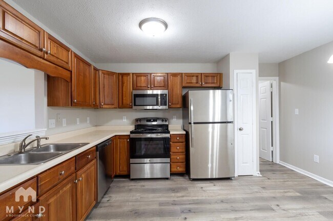 Foto del edificio - 2205 Autumn Creek Dr
