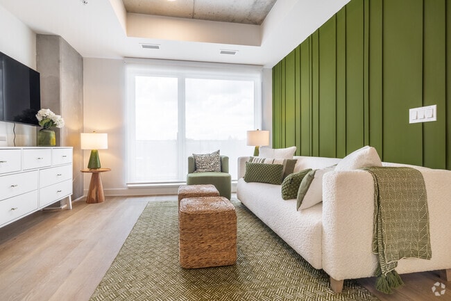 1BR, 1BA - 550SF - Living Room - Carlton West