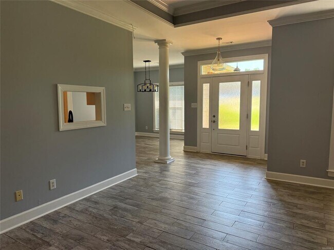 Building Photo - 104 Inge Pl