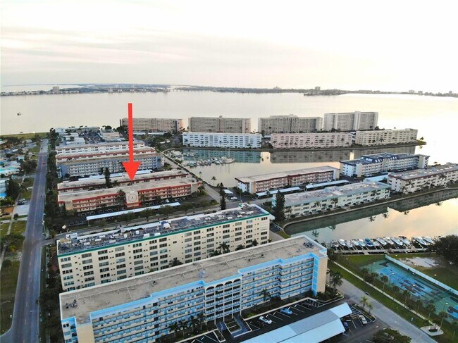 Foto del edificio - 5840 30th Ave S