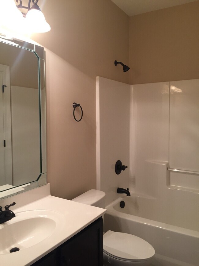 Foto del edificio - Great Location!