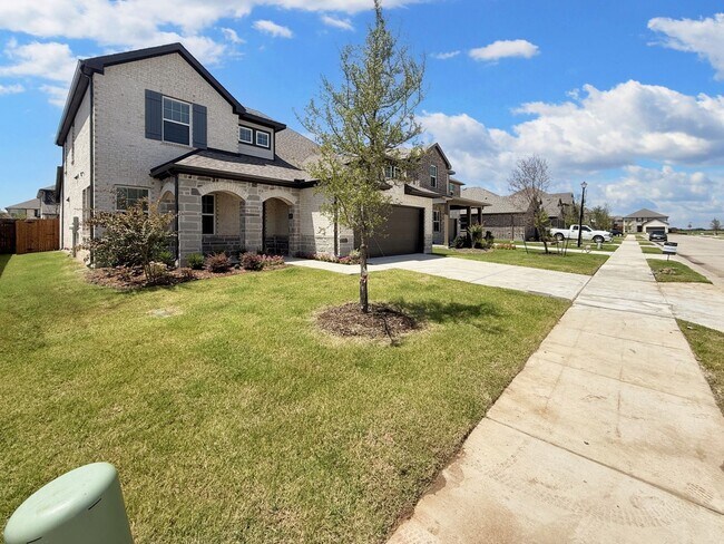 Building Photo - Elegant New Build in Princeton with Pool, ...
