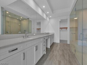 Building Photo - 4810 Pelican Colony Blvd