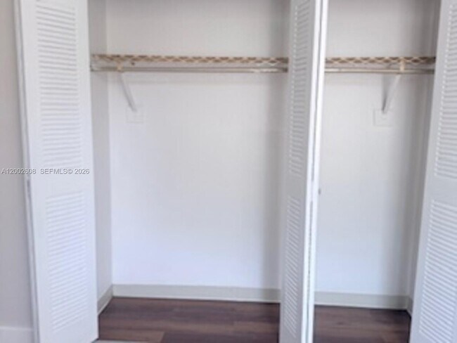 Foto del edificio - 5966 SW 68th St