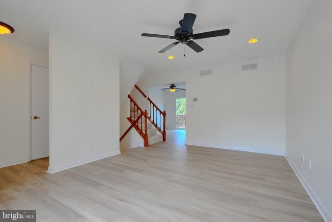 Building Photo - 3409 Howell Ct