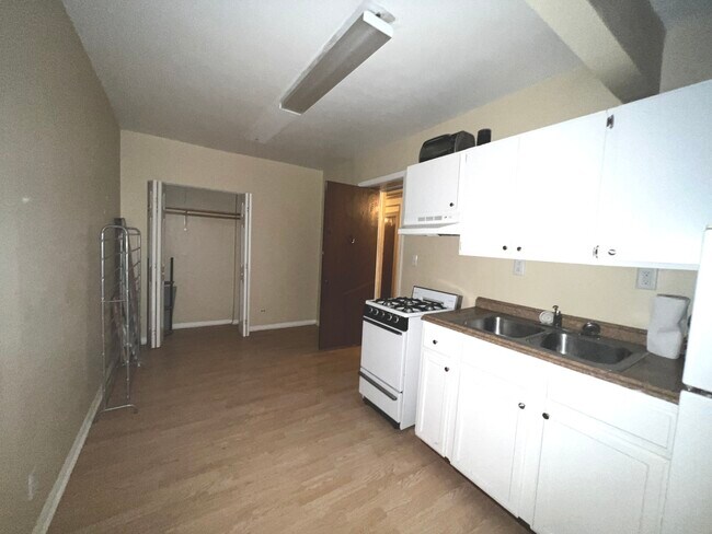Foto del edificio - 5143 S Kenwood Ave