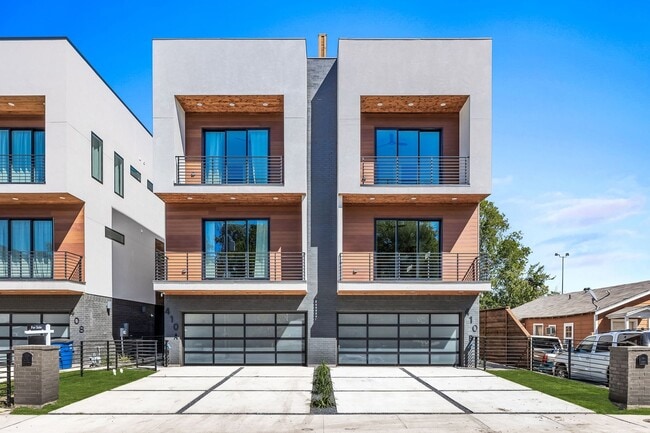 Building Photo - 410 Avenue L