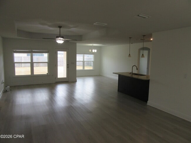 Building Photo - 3836 Redbud Wy