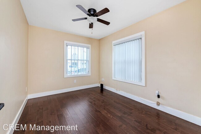 Foto del edificio - 2 br, 1 bath House - 208 Corona Ave