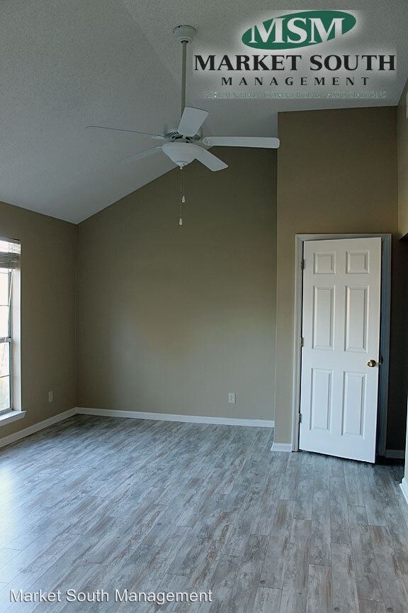 Foto del edificio - 3 br, 2 bath House - 20 Flagship Court