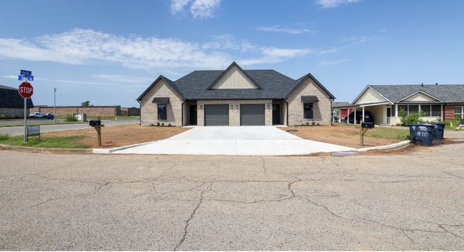 Building Photo - 1 Shamrock Cir
