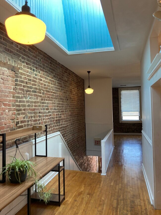 Foto del edificio - 416 S Campbell Ave